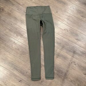 Glyder Optical Perforated Legging Size Small